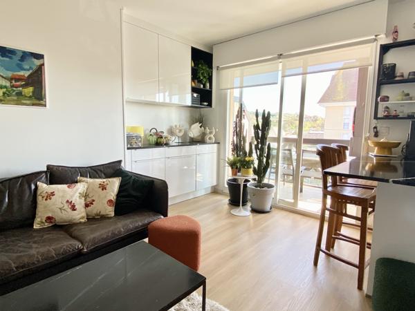 Port-Guillaume - Très beau duplex de 4 pièces avec vue sur le port exposé plein sud