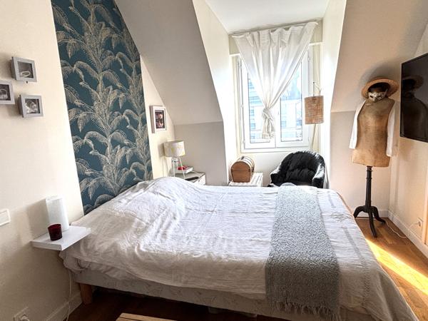 Port-Guillaume - Très beau duplex de 4 pièces avec vue sur le port exposé plein sud