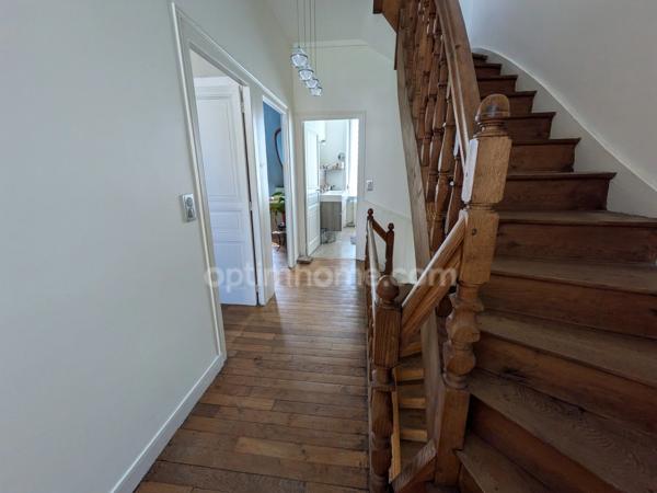 MAISON DE CARACTERE 115M² 4 CHAMBRES JARDIN TERRASSE