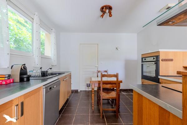 Maison à vendre 265 000 € Vayres 4 p 107 m² DPE C