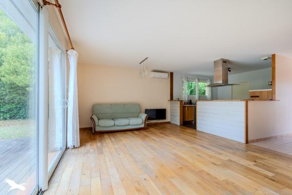 Maison à vendre 265 000 € Vayres 4 p 107 m² DPE C