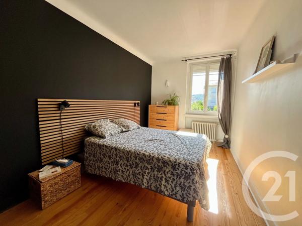 Maison à vendre  5 pièces - 105 m 2   FIRMINY  - 42
