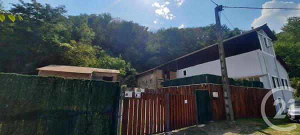 Maison à vendre  3 pièces - 82 m 2   VERGONGHEON  - 43