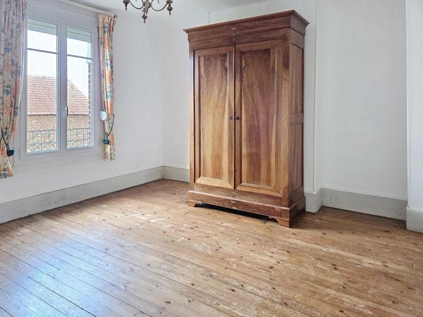 Maison 1930: charme et nature réunis