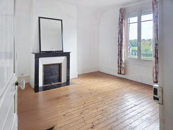 Maison 1930: charme et nature réunis