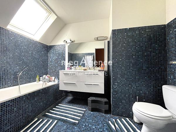 Maison à Saint-Nom-la-Bretèche, 78860 - 10 pièces 260m²