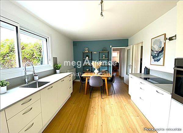 Maison à Saint-Nom-la-Bretèche, 78860 - 10 pièces 260m²