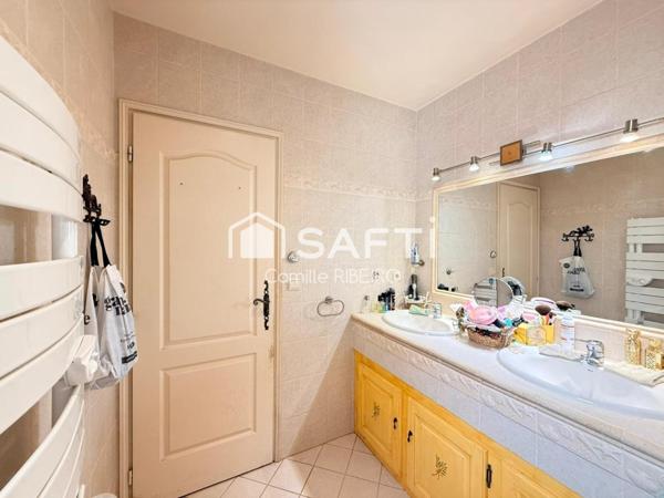 PERPIGNAN MAS VERMEILLE,SUPERBE VILA ROMANE T6,PISCINE,STATIONEMENTS