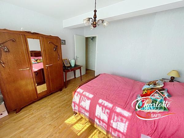 Ensemble immobilier de 2 maisons d'habitation