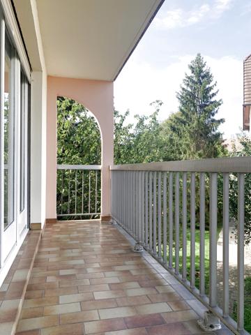 Appartement
                                                                                                                                                                                                                                                                                                                        3 pièce(s)                                                                                                                                                                                                          2 chambre(s)                                                                                                                                                                                                          74  m²