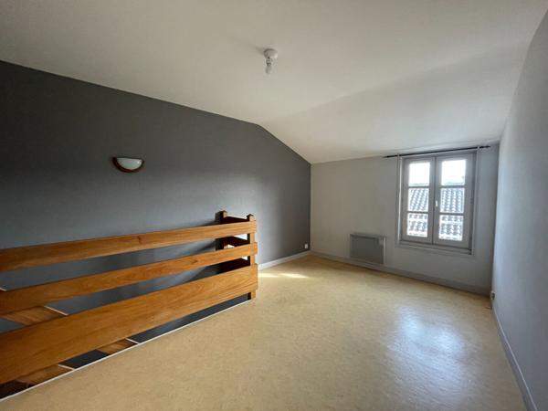 Appartement FONTENAY LE COMTE - 2 pièce(s) - 35.62 m2