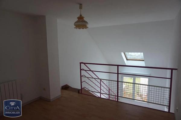 Appartement à louer 2 pièces 31.49m² Laval (53000)