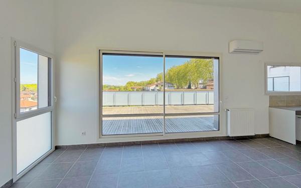 Appartement à vendre    3 pièces • 74,40 m2 Toulouse