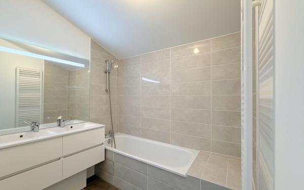 Appartement à vendre    3 pièces • 74,40 m2 Toulouse