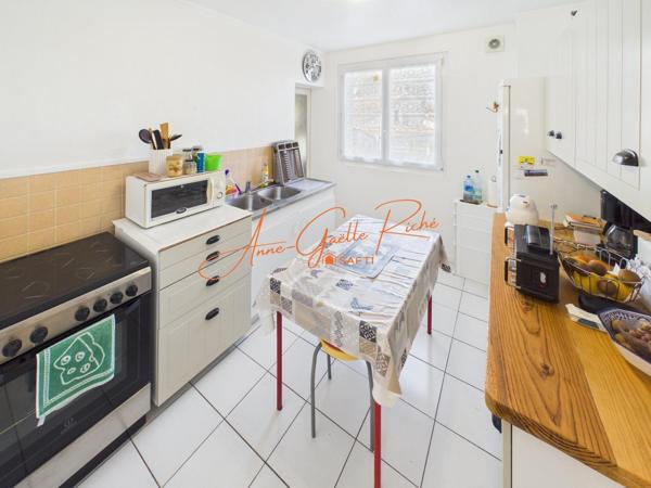 Appartement T4 Lumineux de 70m² , Balcon & Cave