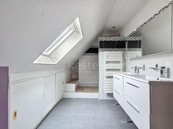 Maison Proche centre et école Lamorlaye 4 chambres