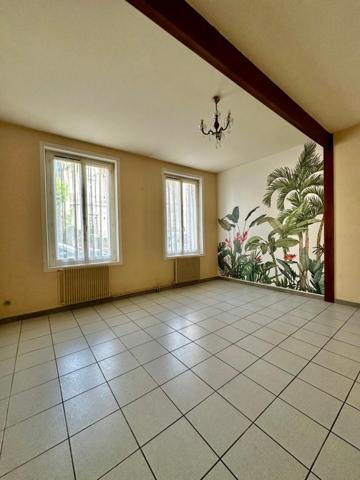 Maison de ville - 2 appartements et jardin