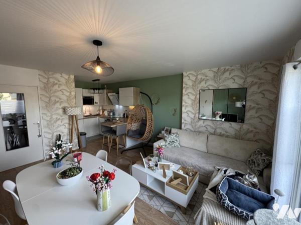 DOL DE BRETAGNE -APPARTEMENT DE TYPE 2 EN DUPLEX + UN BOX