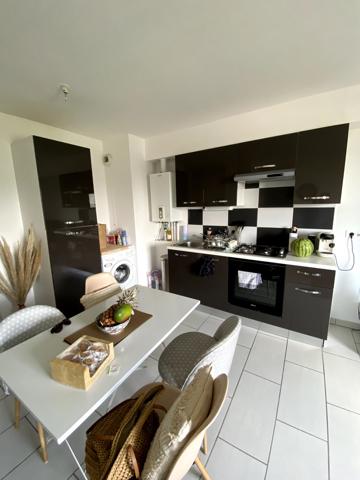 EXCLUSIVITE VUE MUER POUR CE T2 AVEC PLACE DE PARKING , Brest