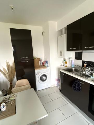 EXCLUSIVITE VUE MUER POUR CE T2 AVEC PLACE DE PARKING , Brest
