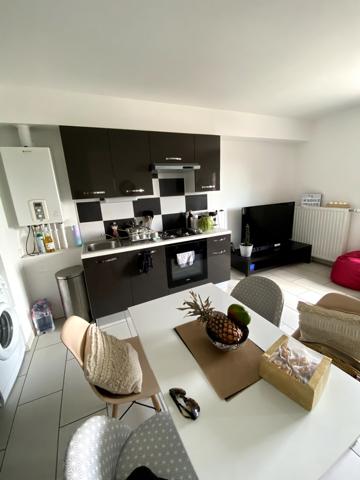 EXCLUSIVITE VUE MUER POUR CE T2 AVEC PLACE DE PARKING , Brest