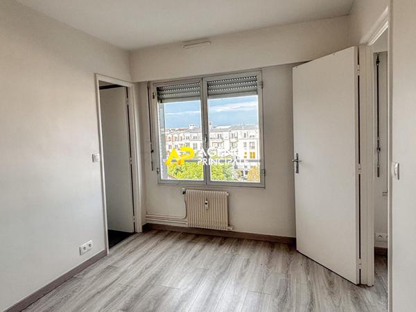 Sartrouville - La Vaudoire - Appartement 2 pièces 37.16 m² €210 000 ** - Référence 9529