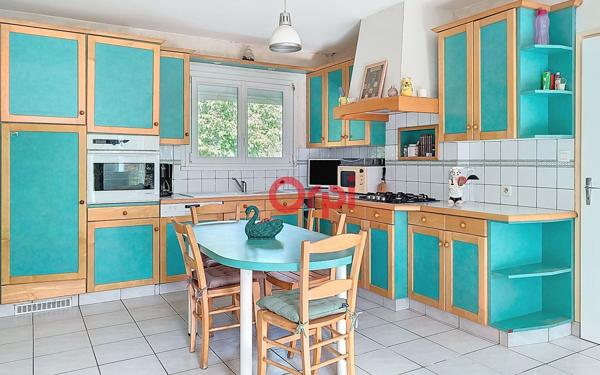 Maison à vendre    4 pièces •  Elven