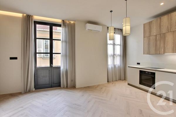 Appartement F4 à vendre  4 pièces - 92,12 m2 BEAUSOLEIL - 06