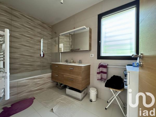 Maison 5 pièces de 174 m² à Castelnau-le-Lez (34170)