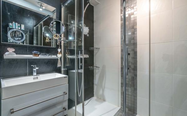 Appartement à vendre    5 pièces • 103,01 m2 Joinville-le-Pont