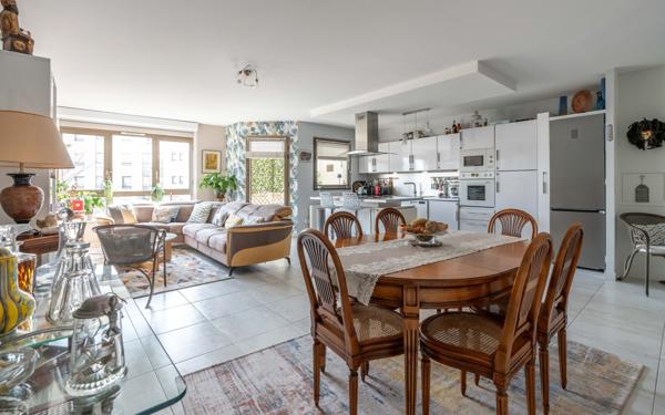 Appartement à vendre    5 pièces • 103,01 m2 Joinville-le-Pont