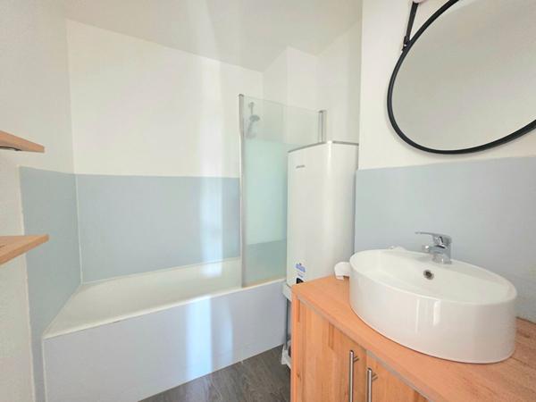 Appartement dernier étage rénové