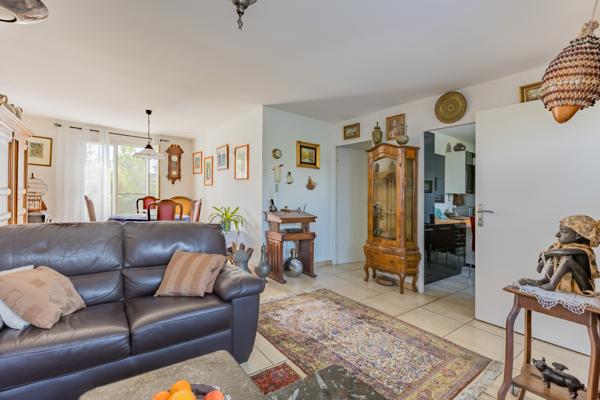 SIGEAN : Charmante maison avec piscine/sauna et garage