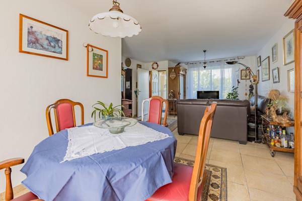 SIGEAN : Charmante maison avec piscine/sauna et garage