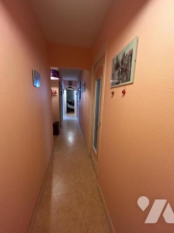 Lanester , T5 (96m2) , parking, cave , ascenseur