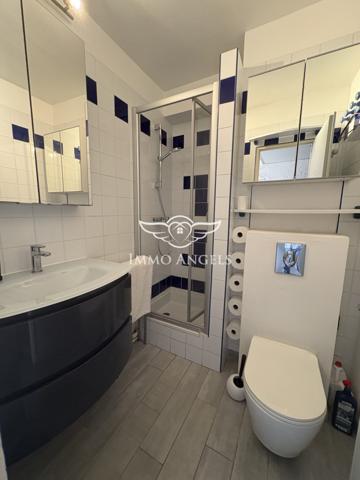 STUDIO MEUBLE EN PARFAIT ETAT AVEC TERRASSE VUE MER