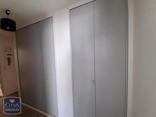Appartement à louer 1 pièce 34.22m²