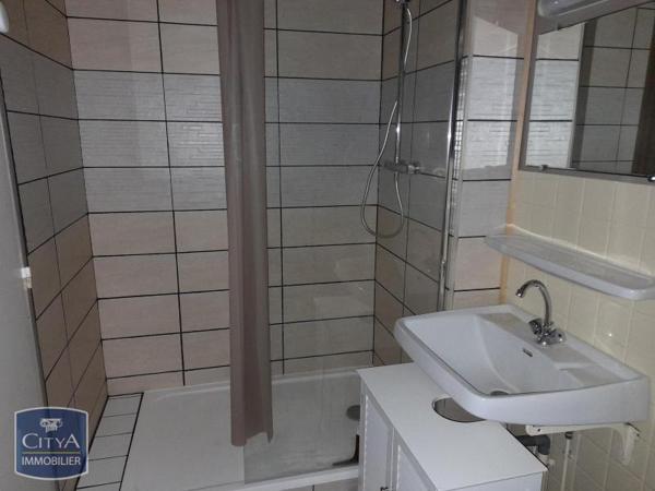 Appartement à louer 1 pièce 34.22m²