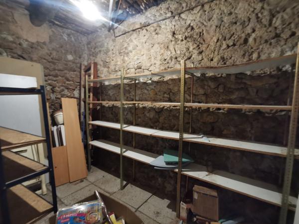 Rians (83560) Maison de village garage et balcon