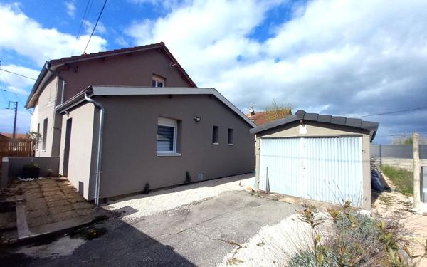Maison à vendre    3 pièces •  Montceau-les-Mines