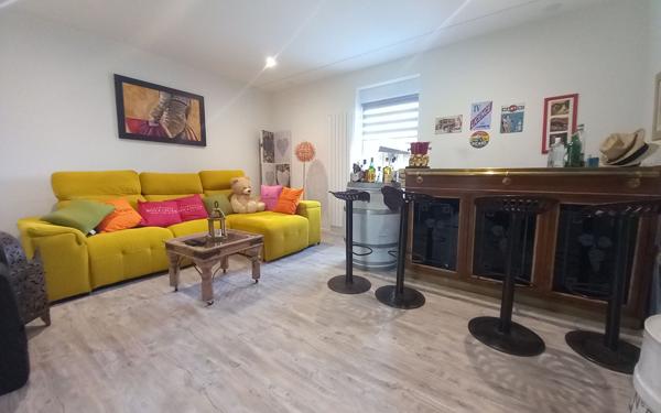 Maison à vendre    3 pièces •  Montceau-les-Mines