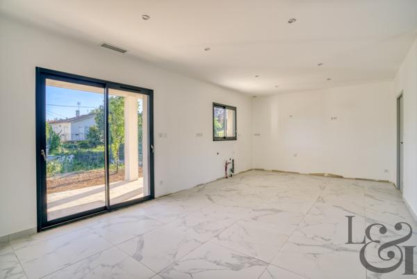 Maison de plain-pied neuve à vendre à Villeneuve-sur-Lot