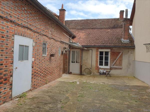 Maison rurale à vendre à Monthelon dans la Marne (51530), ref : 51025-1057483