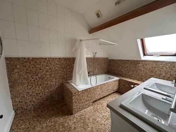 DIJON QUARTIER PARC MAISON DE VILLE ANCIENNE