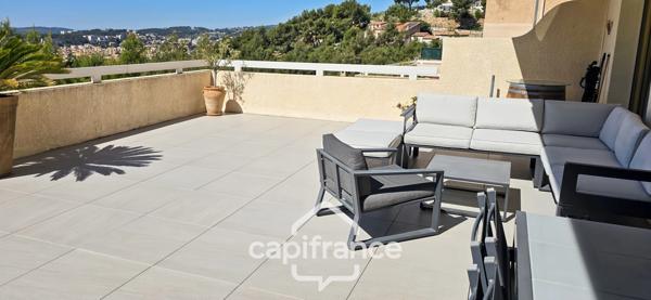 Appartement 6 pièces + 1 garage double TOULON (83)