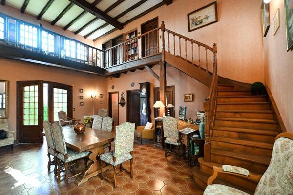 Maison à vendre |  Angoulême |  7 pièces | 230 m²