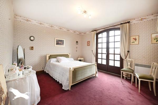 Maison à vendre |  Angoulême |  7 pièces | 230 m²