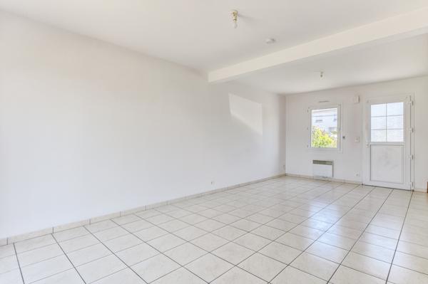 Belle maison de 90 m2 avec 3 chambres, exposition sud-ouest