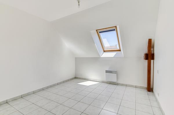 Belle maison de 90 m2 avec 3 chambres, exposition sud-ouest