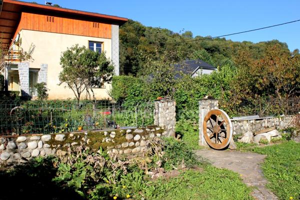 Maison à vendre 6 pièces ASTE (65)